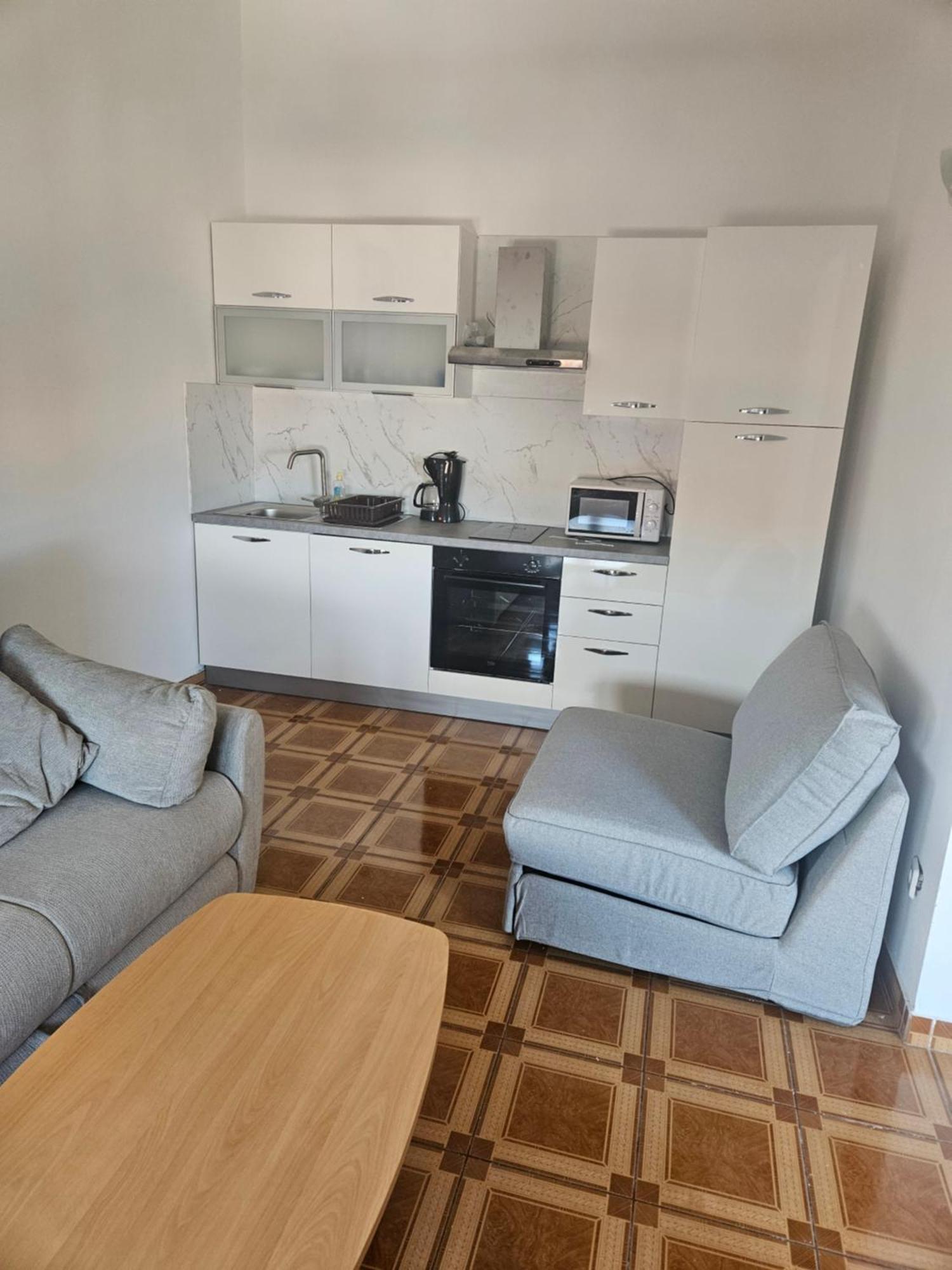 Apartments Nada Vir Extérieur photo